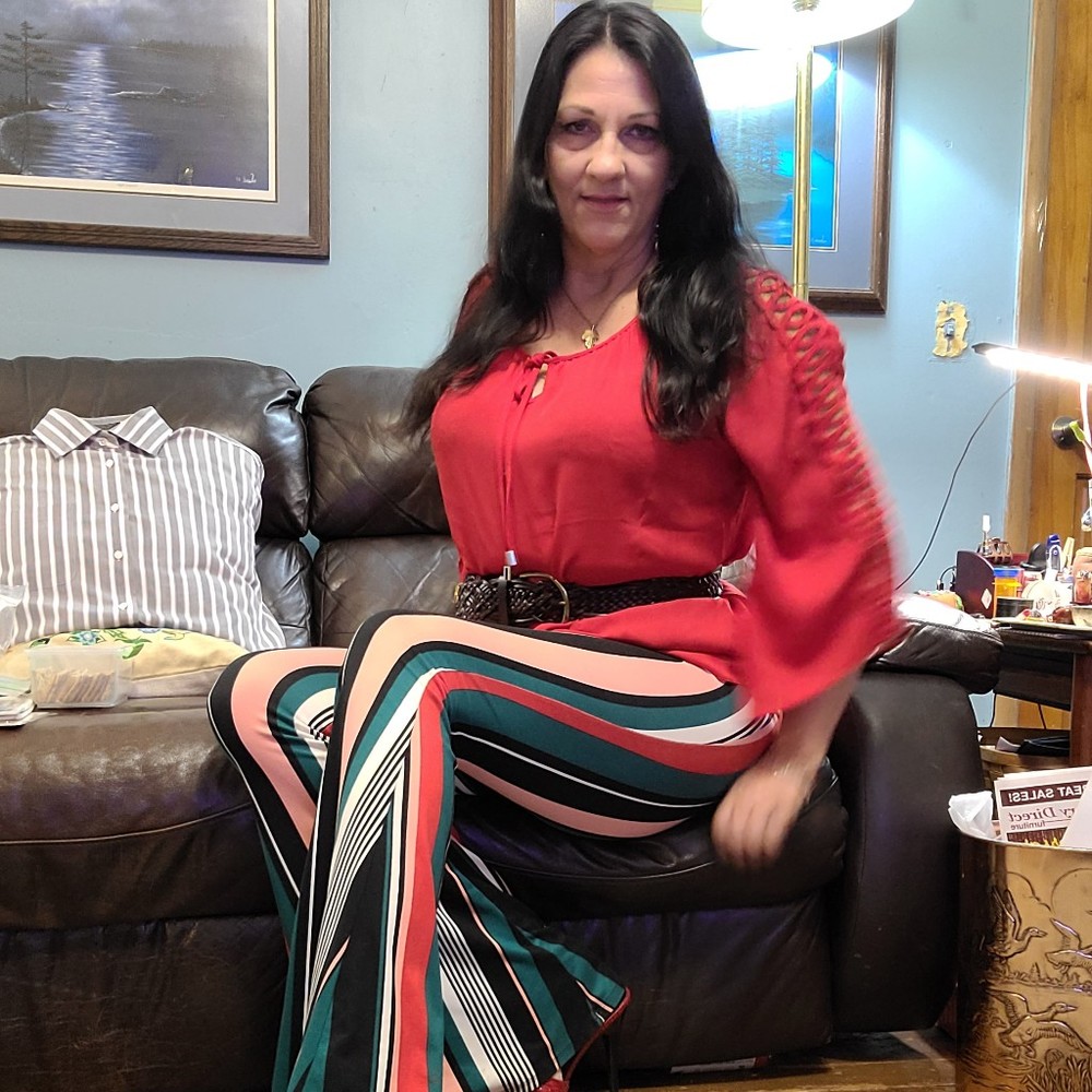 Meet your Posher, Corrine